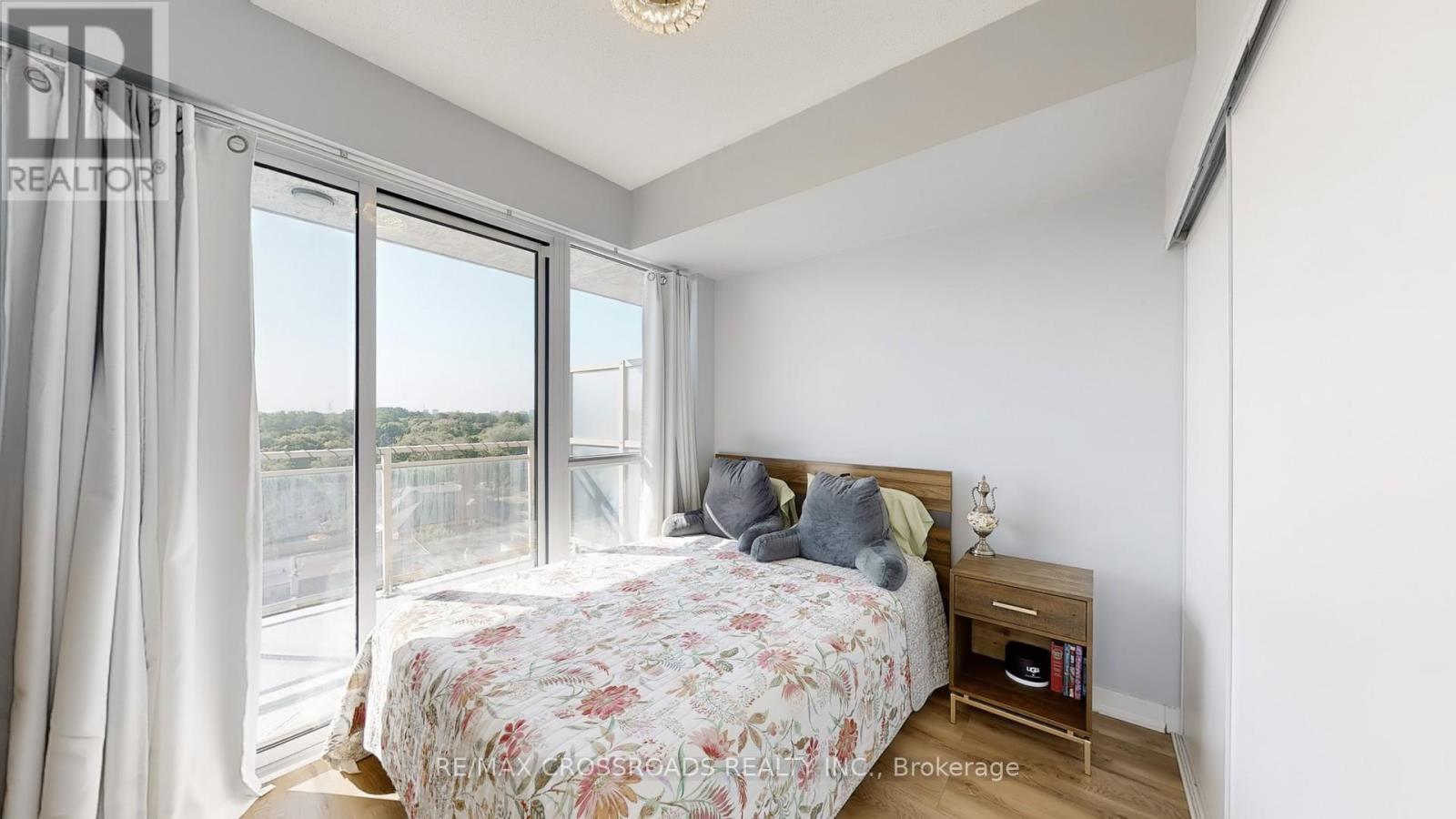 810 - 5101 Dundas Street W, Toronto, Ontario  M9A 1C1 - Photo 13 - W12955212