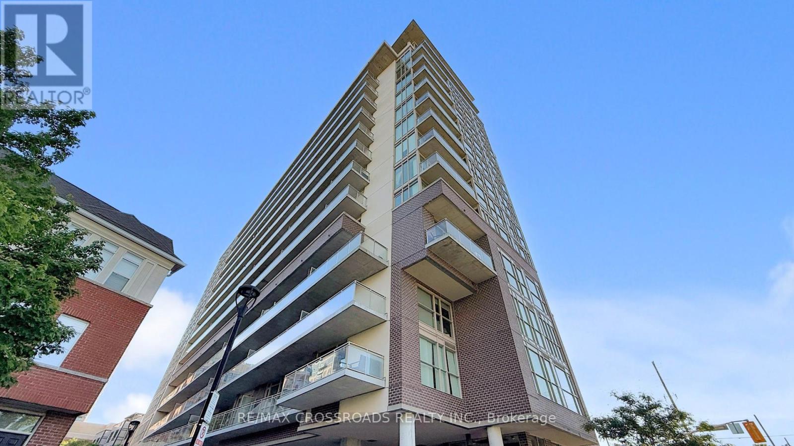 810 - 5101 Dundas Street W, Toronto, Ontario  M9A 1C1 - Photo 2 - W12955212