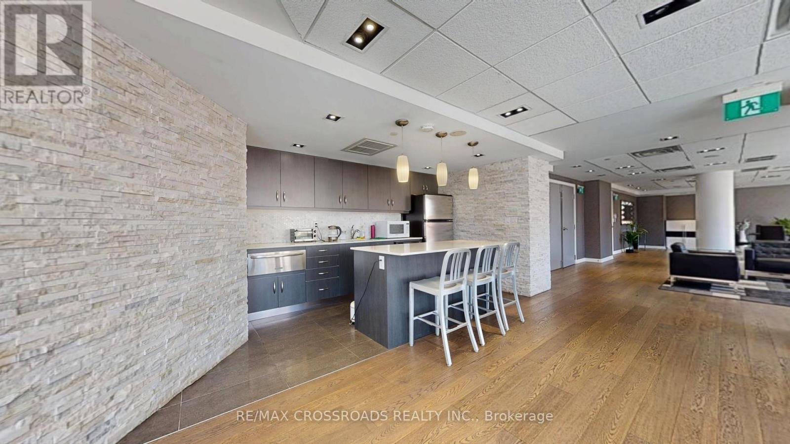 810 - 5101 Dundas Street W, Toronto, Ontario  M9A 1C1 - Photo 34 - W12955212