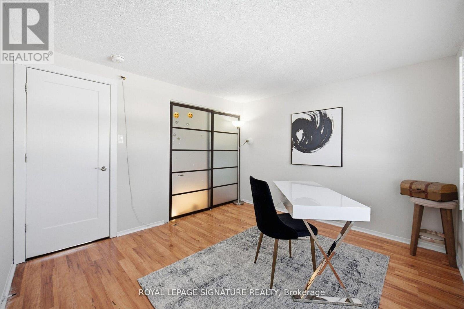 6326 Millers Grove, Mississauga, Ontario  L5N 3H7 - Photo 29 - W12955230