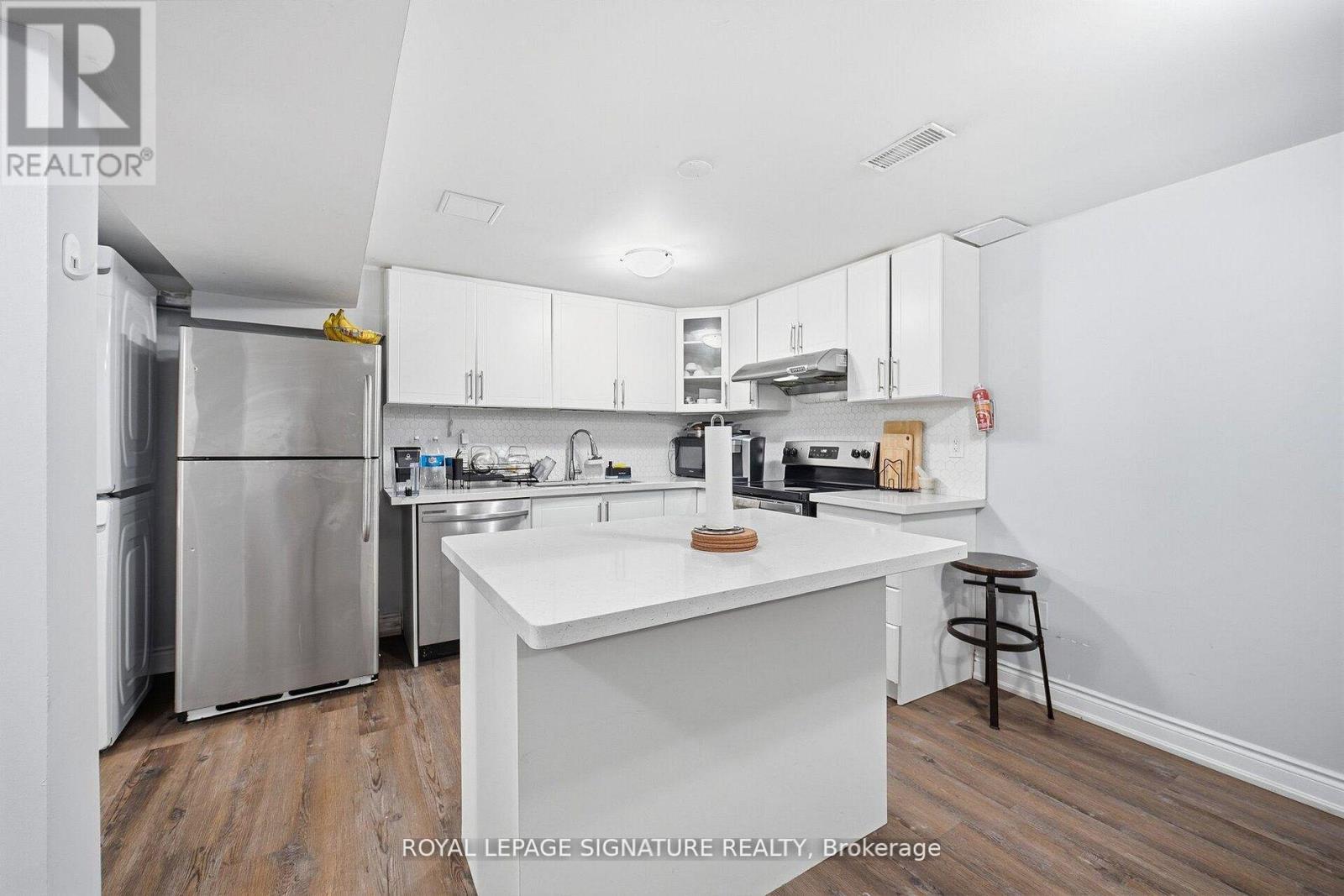 6326 Millers Grove, Mississauga, Ontario  L5N 3H7 - Photo 33 - W12955230