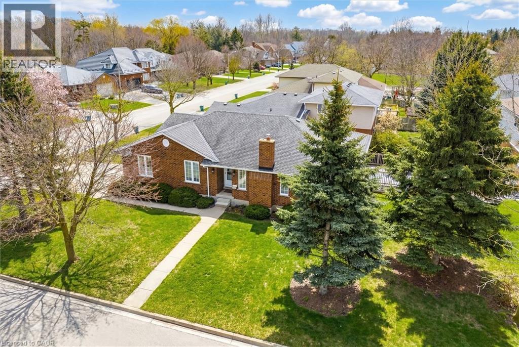 556 Stanwood Crescent, Waterloo, Ontario  N2K 3P3 - Photo 2 - 40804253