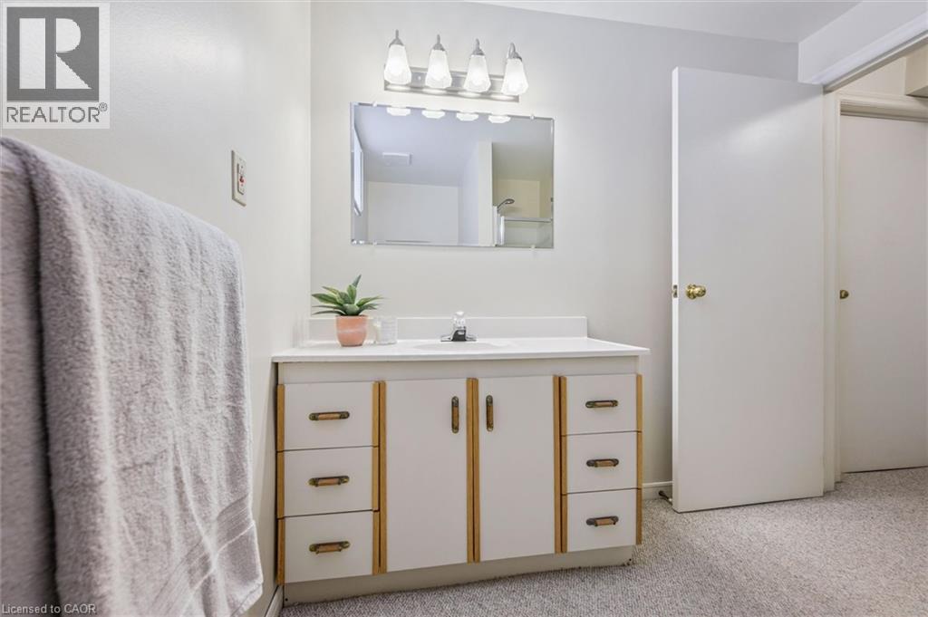 556 Stanwood Crescent, Waterloo, Ontario  N2K 3P3 - Photo 35 - 40804253