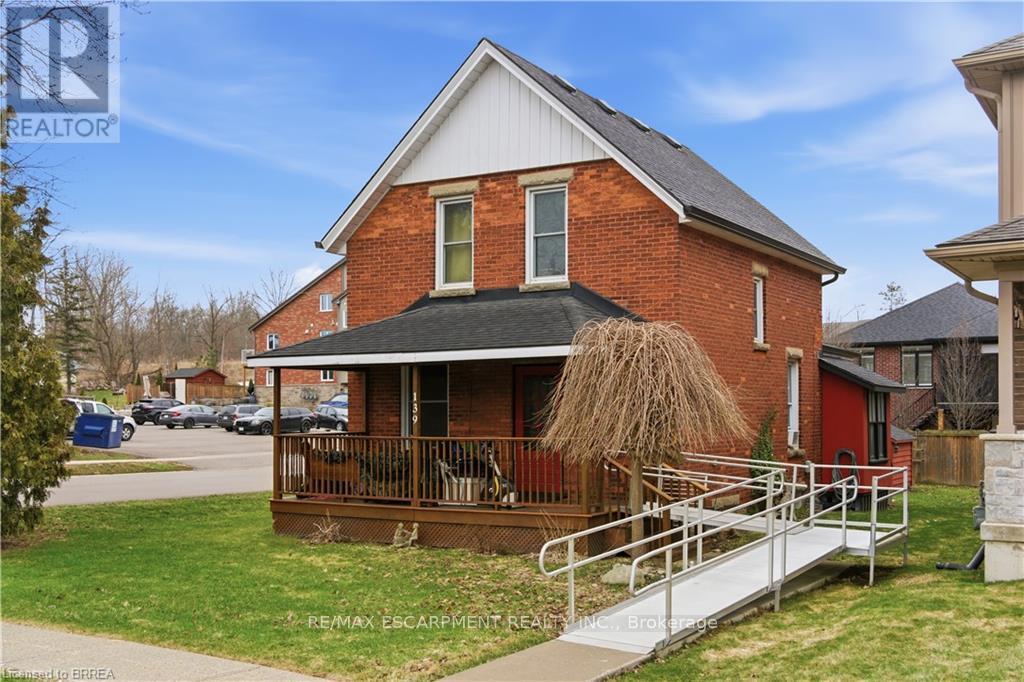 139 Willow Street, Brant, Ontario  N3L 2L4 - Photo 2 - X12955188