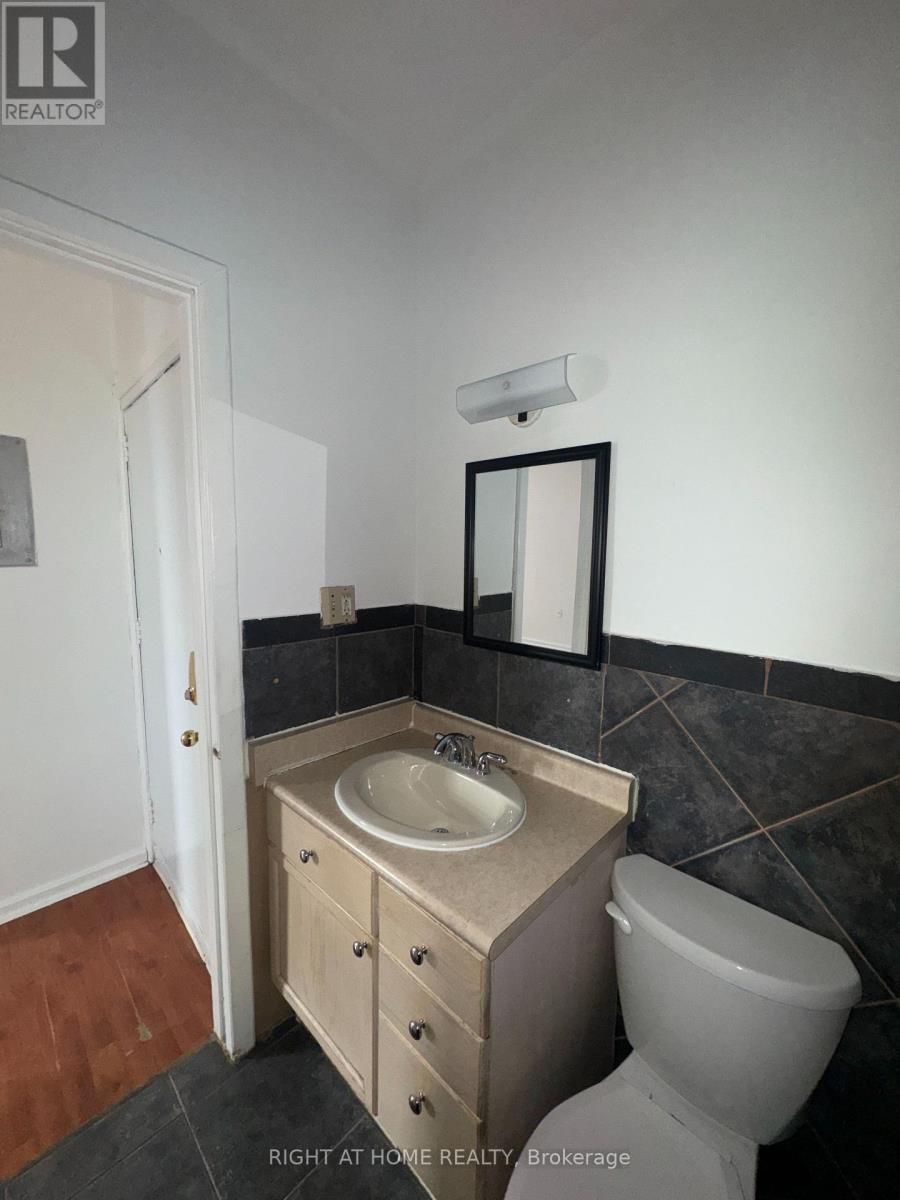 3 - 279 Drouillard Road, Windsor, Ontario  N8Y 2P4 - Photo 26 - X12955200