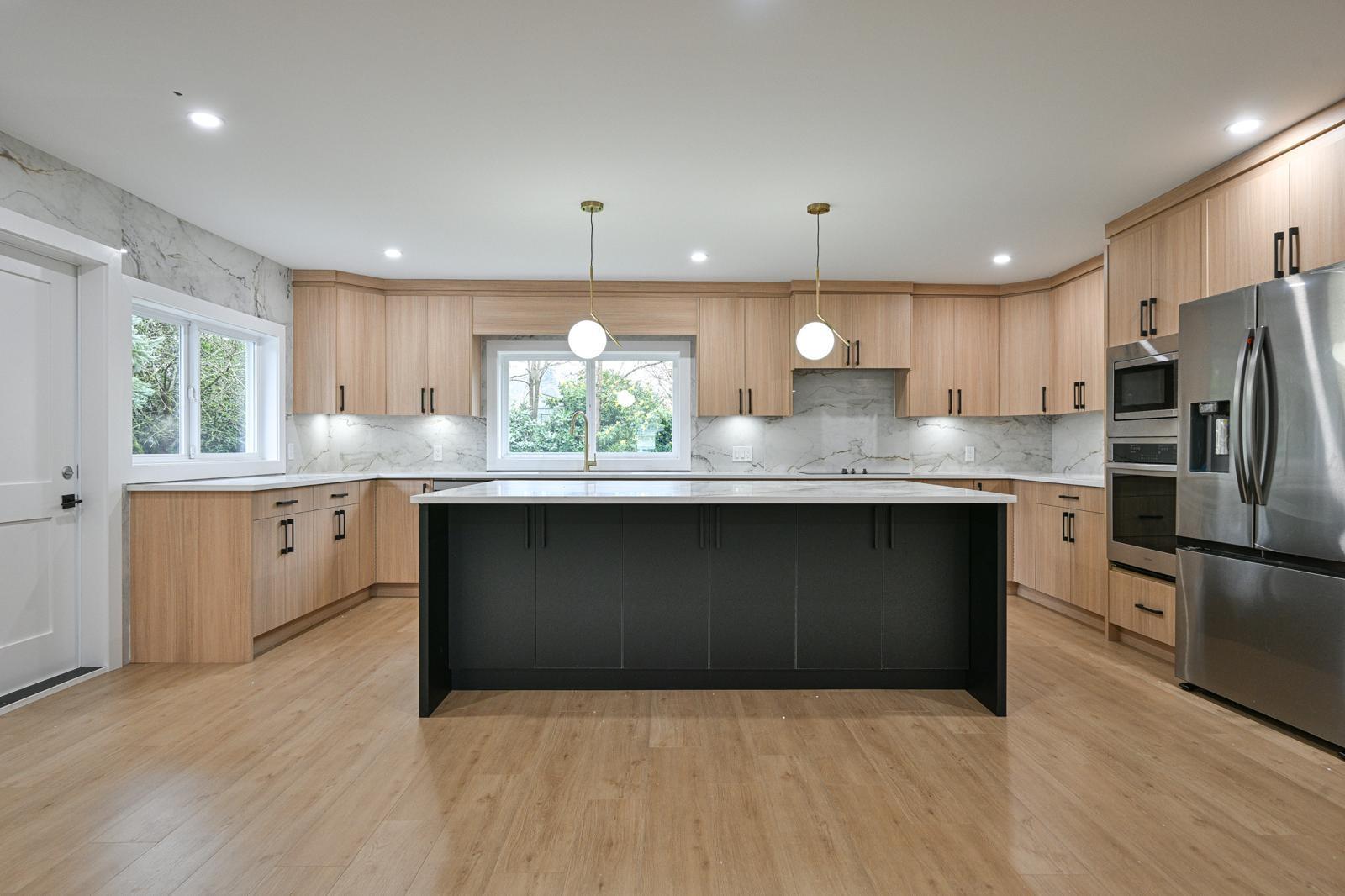 32069 Clinton Avenue, Abbotsford, British Columbia  V2T 5B7 - Photo 8 - R3105255