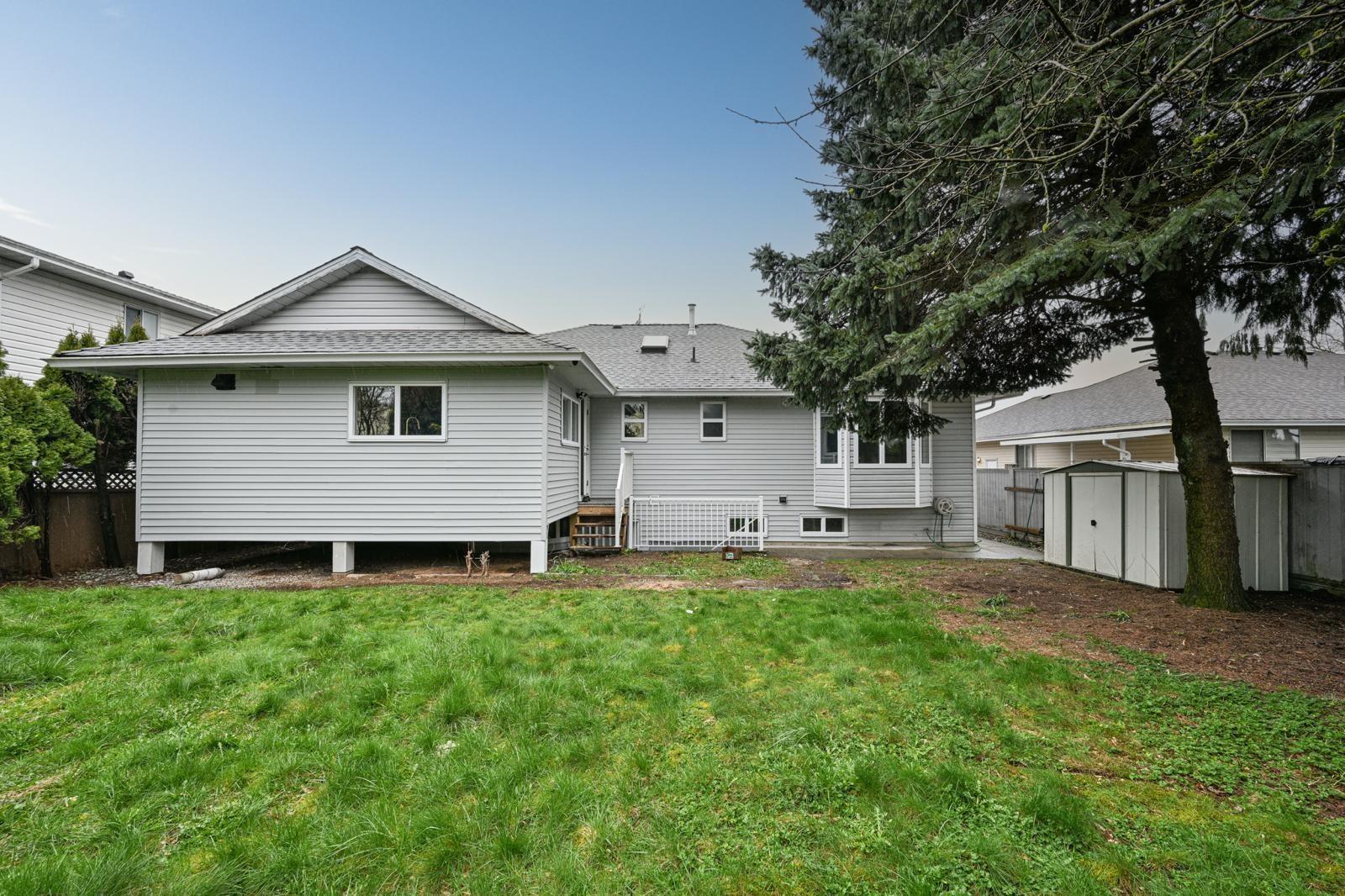 32069 Clinton Avenue, Abbotsford, British Columbia  V2T 5B7 - Photo 40 - R3105255