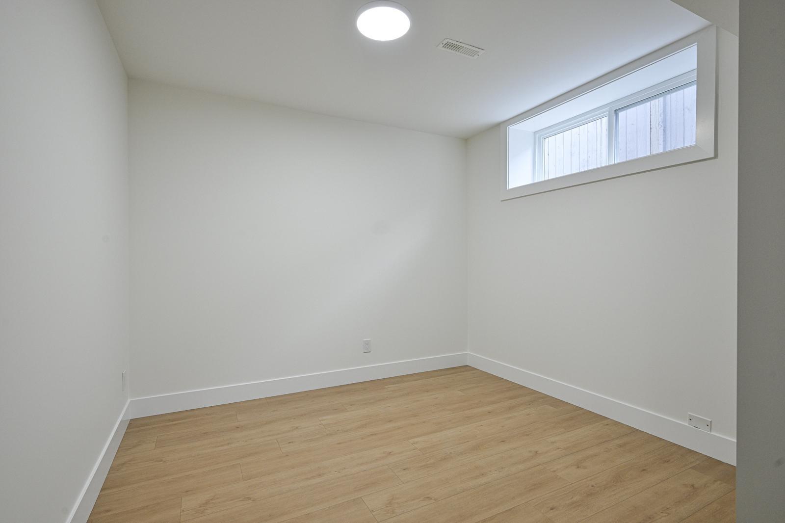 32069 Clinton Avenue, Abbotsford, British Columbia  V2T 5B7 - Photo 34 - R3105255