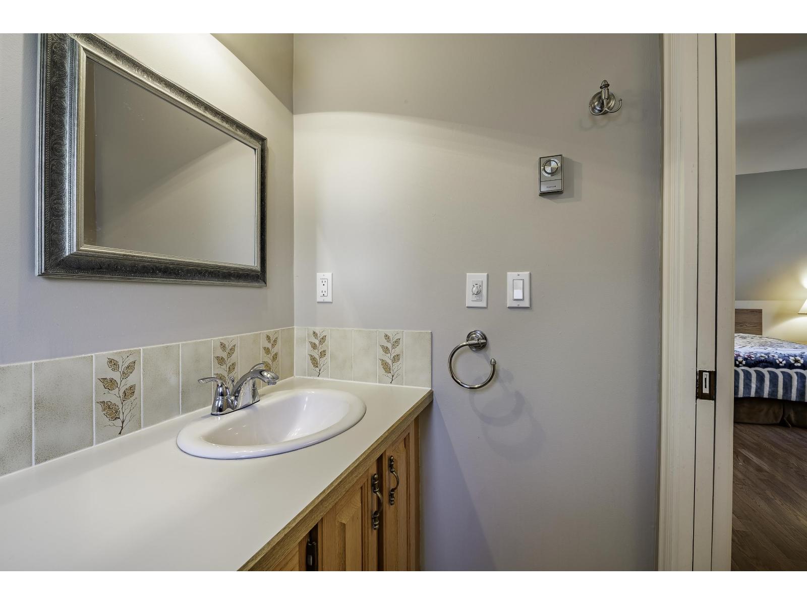 2570 142 Street, Surrey, British Columbia  V4P 2G3 - Photo 26 - R3106303