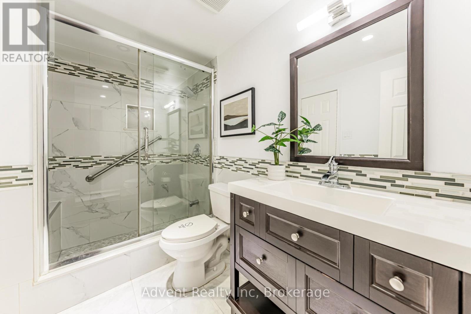 45 Cheeseman Drive, Markham, Ontario  L3R 3G3 - Photo 16 - N12950894