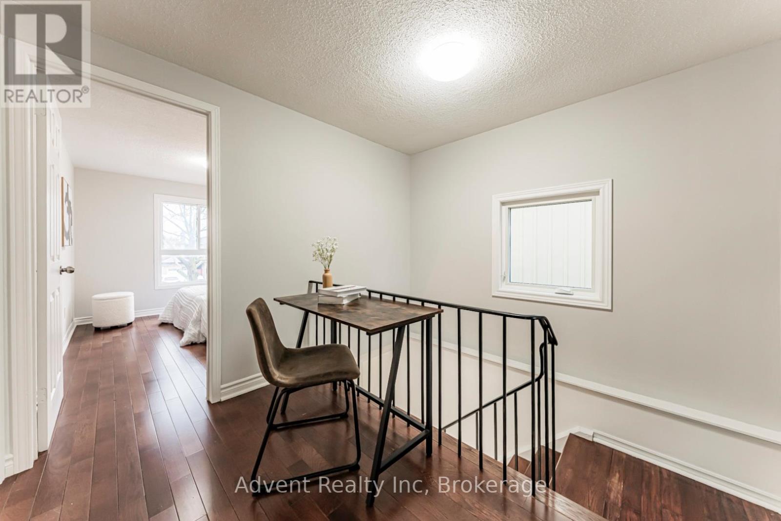 45 Cheeseman Drive, Markham, Ontario  L3R 3G3 - Photo 12 - N12950894