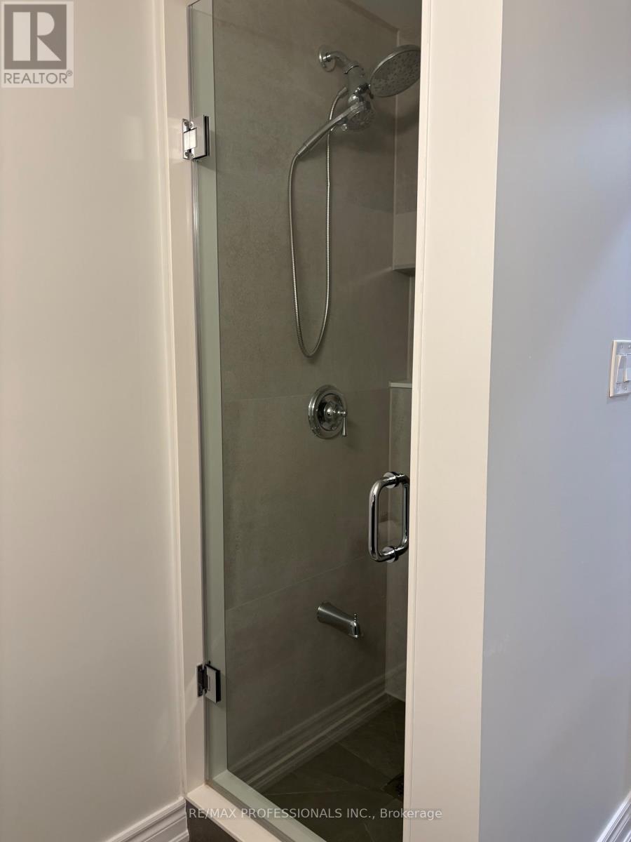 104 - 9944 Keele Street, Vaughan, Ontario  L6A 2Z4 - Photo 19 - N12952476