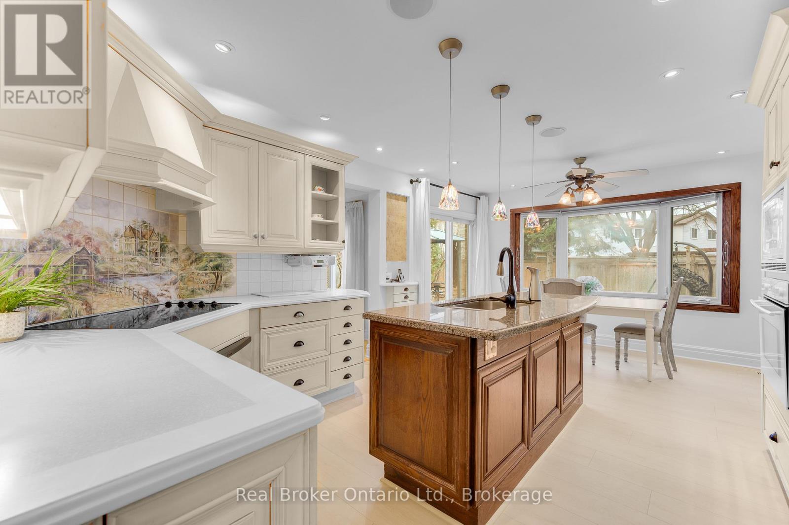 6366 Miller's Grove, Mississauga, Ontario  L5N 3M7 - Photo 15 - W12955318