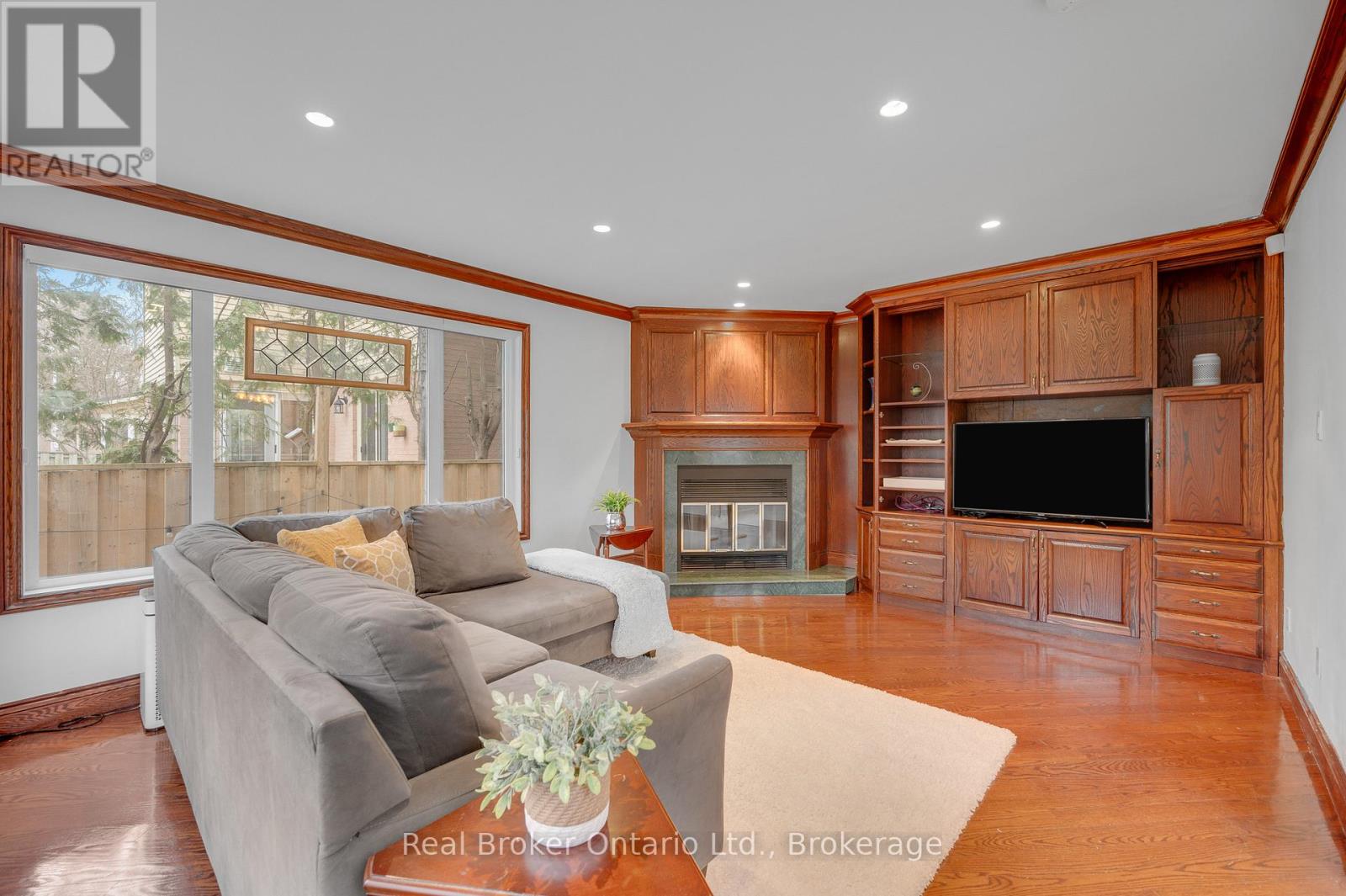 6366 Miller's Grove, Mississauga, Ontario  L5N 3M7 - Photo 22 - W12955318