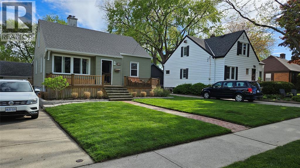 323 MARIA STREET, Sarnia, Ontario