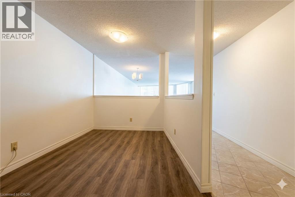 24 Marilyn Drive Unit# 101, Guelph, Ontario  N1H 8E9 - Photo 4 - 40809219