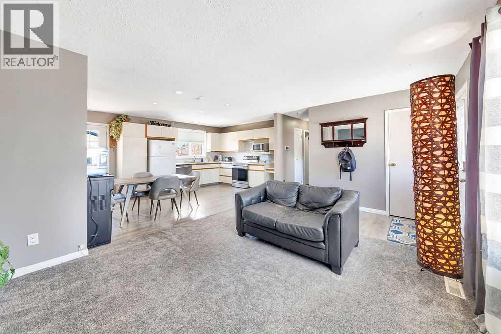 3109 47 Avenue, Lloydminster, Alberta  S9V 1E8 - Photo 7 - A2297358