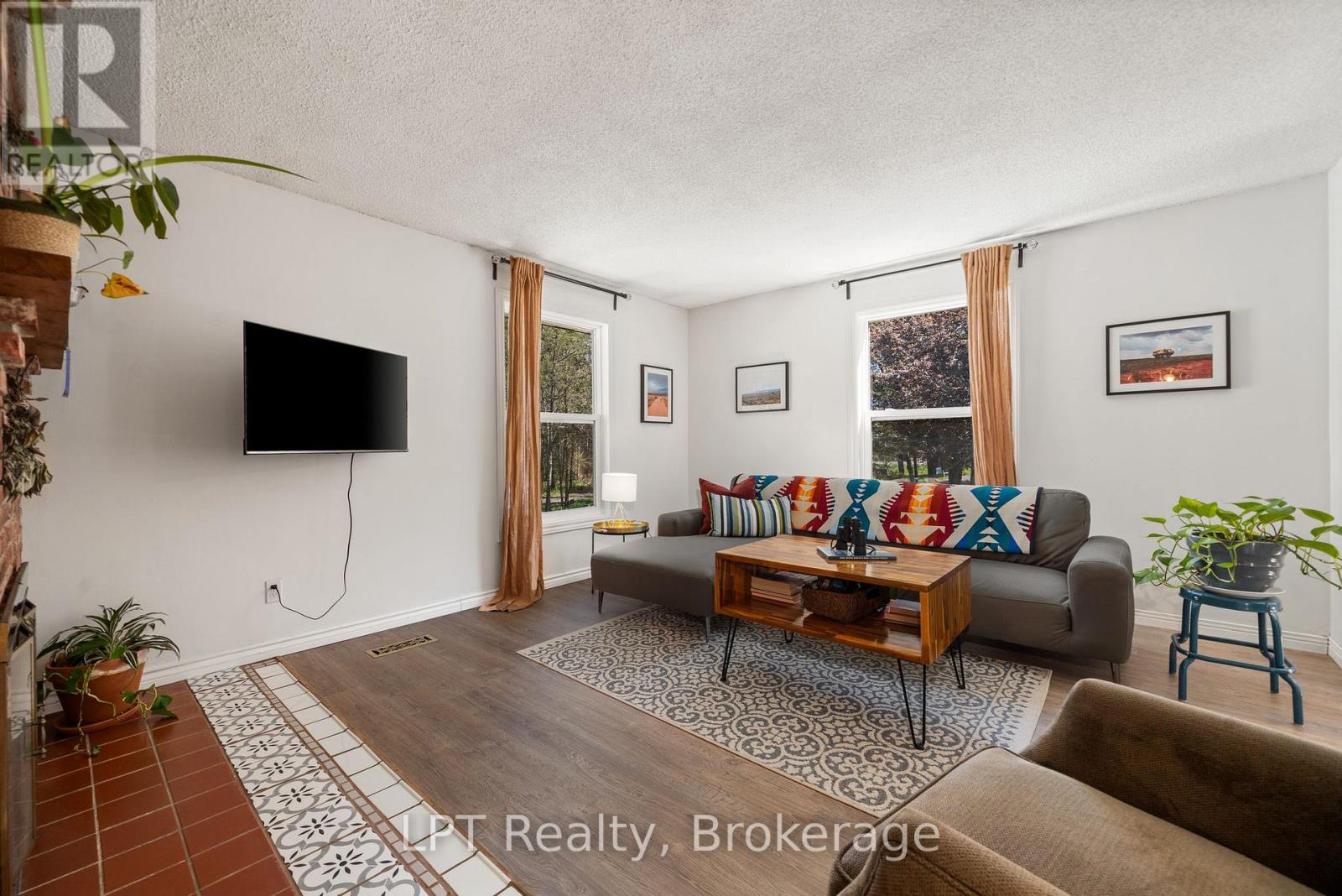 1207 County Rd 9 Street, Greater Napanee, Ontario  K7R 3K8 - Photo 7 - X12955334