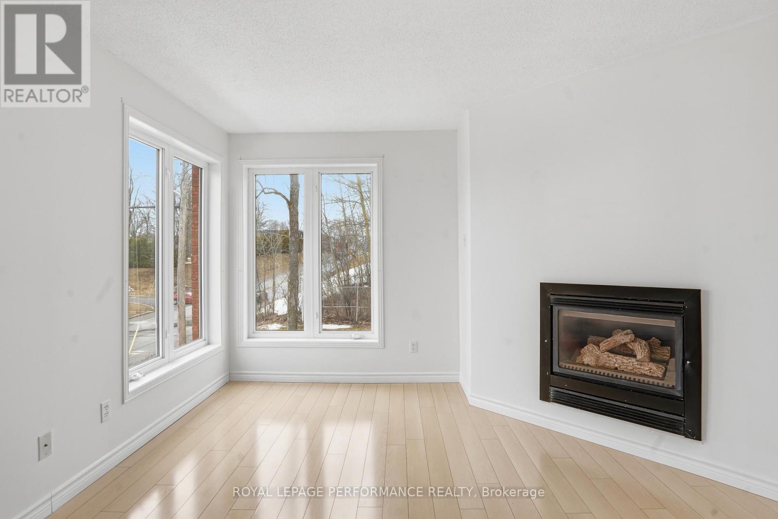 122 - 1101 Clement Street, Hawkesbury, Ontario  K6A 3P1 - Photo 11 - X12955298