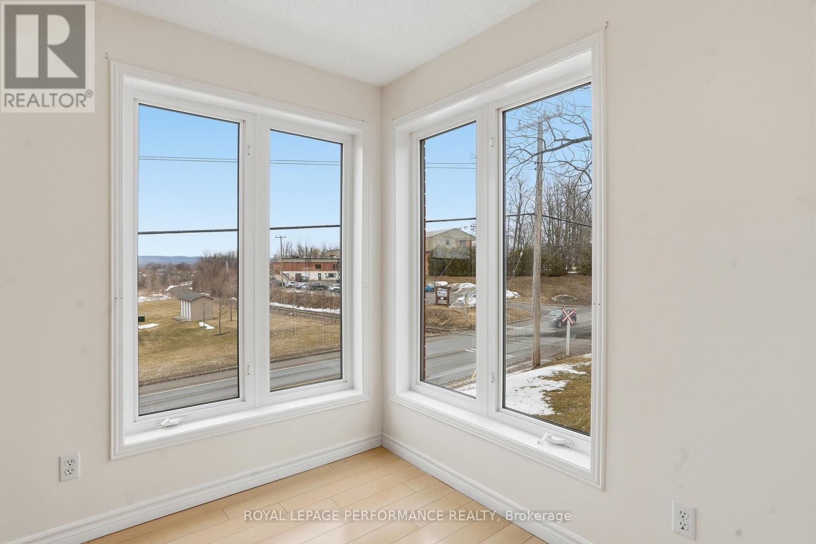 122 - 1101 Clement Street, Hawkesbury, Ontario  K6A 3P1 - Photo 12 - X12955298