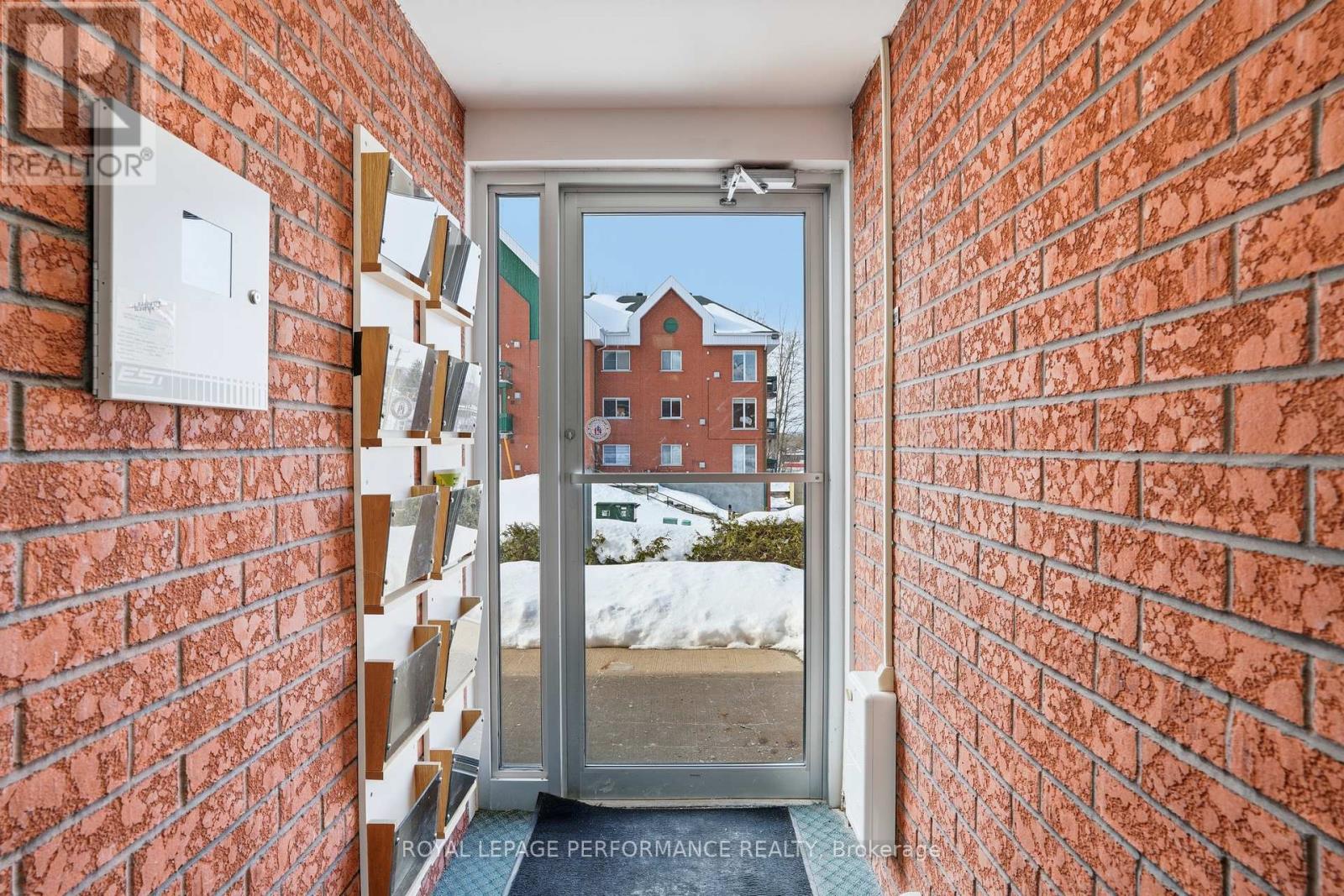 122 - 1101 Clement Street, Hawkesbury, Ontario  K6A 3P1 - Photo 3 - X12955298