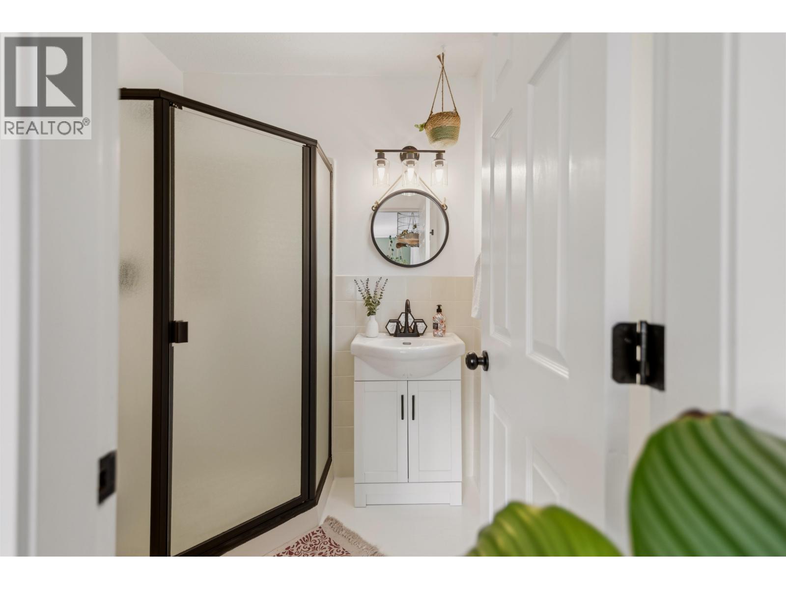 5549 Sans Souci Road, Halfmoon Bay, British Columbia  V7Z 1B6 - Photo 13 - R3106862