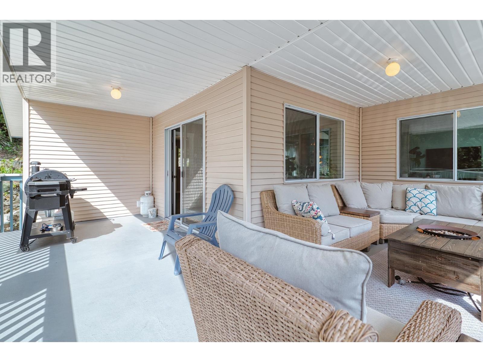 5549 Sans Souci Road, Halfmoon Bay, British Columbia  V7Z 1B6 - Photo 26 - R3106862