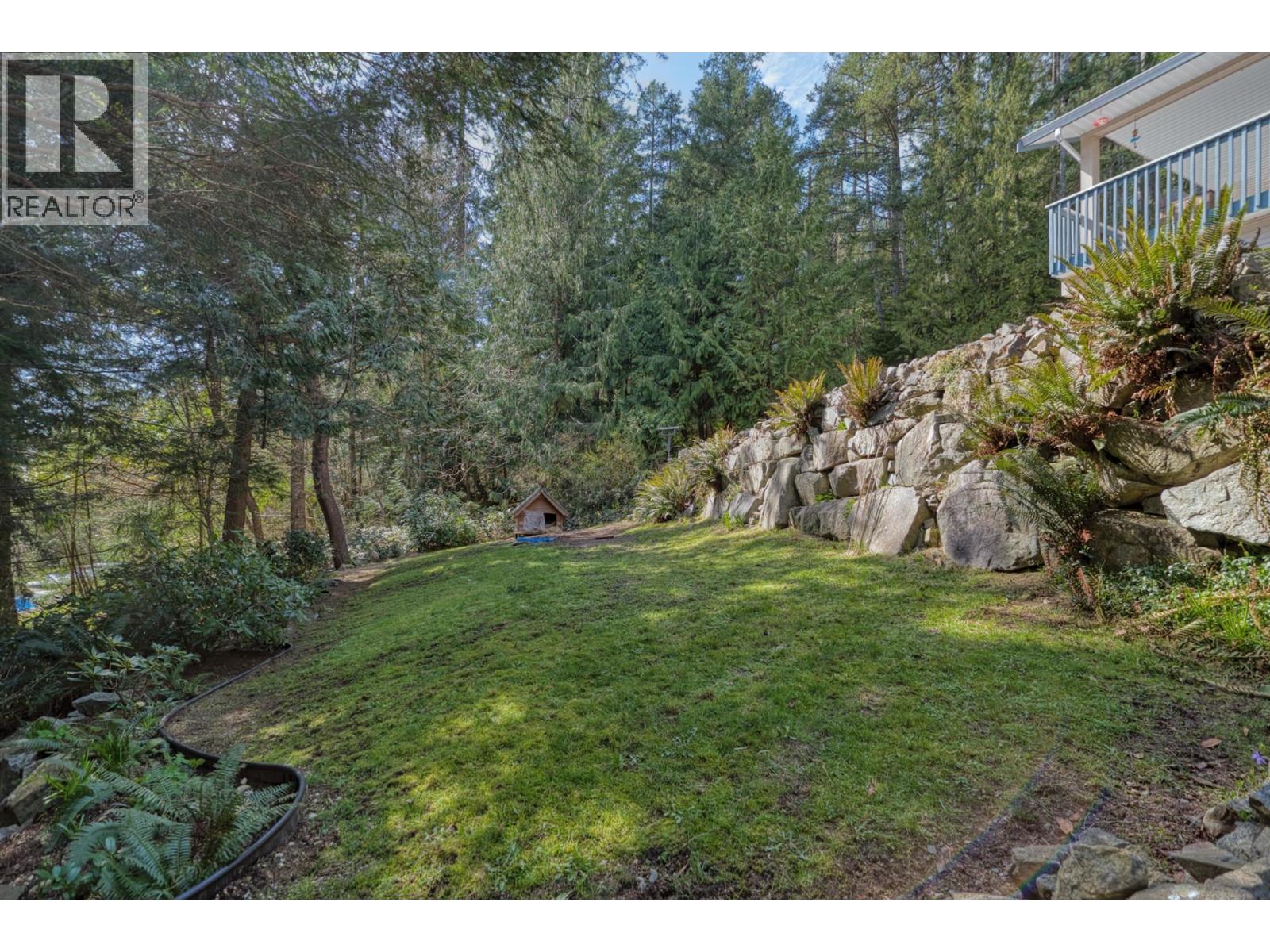 5549 Sans Souci Road, Halfmoon Bay, British Columbia  V7Z 1B6 - Photo 36 - R3106862