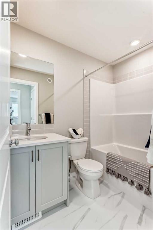 680 Lewisburg Place NE, Calgary, Alberta  T3P 3A1 - Photo 32 - A2298284