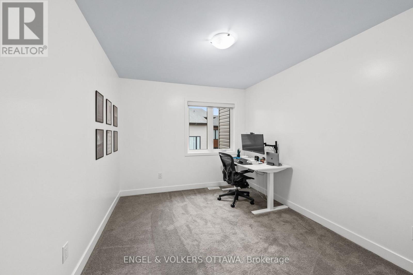 561 Rathburn Lane, Ottawa, Ontario  K1T 0T3 - Photo 21 - X12955308