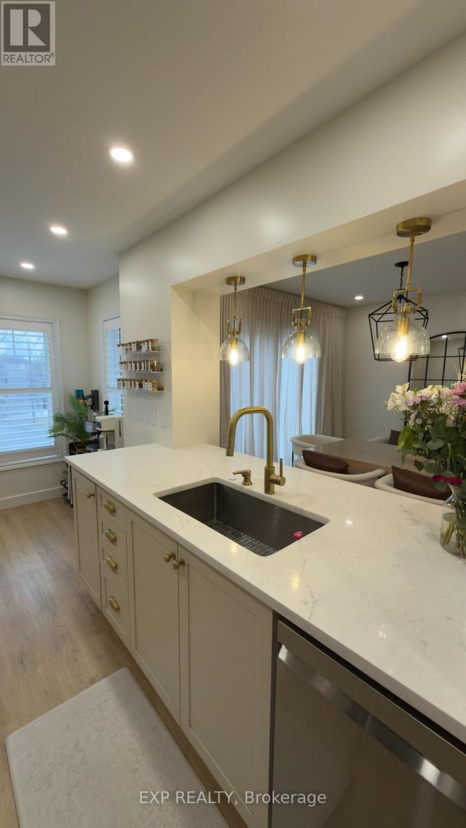 2537 Waterlilly Way, Ottawa, Ontario  K2J 0K6 - Photo 10 - X12955354