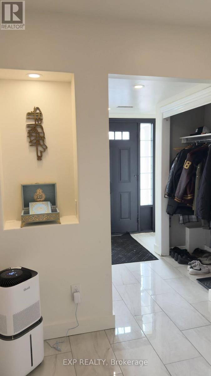 2537 Waterlilly Way, Ottawa, Ontario  K2J 0K6 - Photo 3 - X12955354