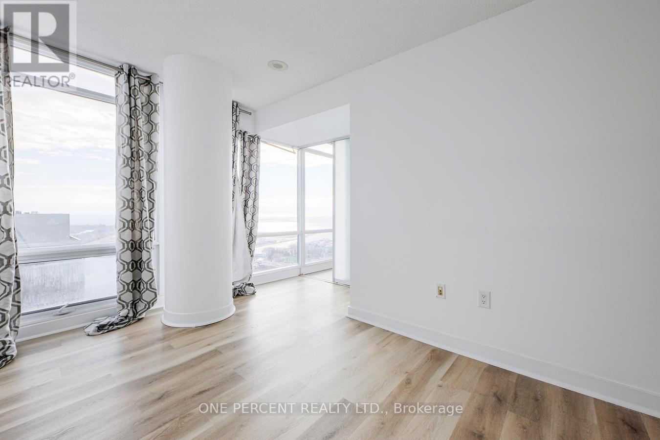 5007 - 25 Telegram Mews, Toronto, Ontario  M5V 3Z1 - Photo 26 - C12955296
