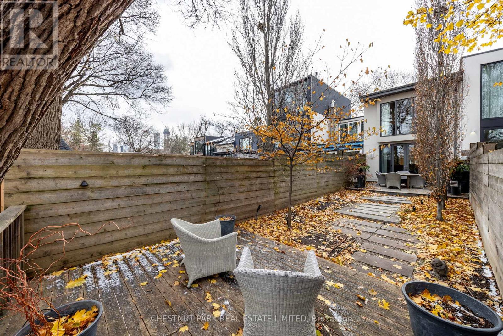 70 Summerhill Gardens, Toronto, Ontario  M4T 1B4 - Photo 39 - C12911702