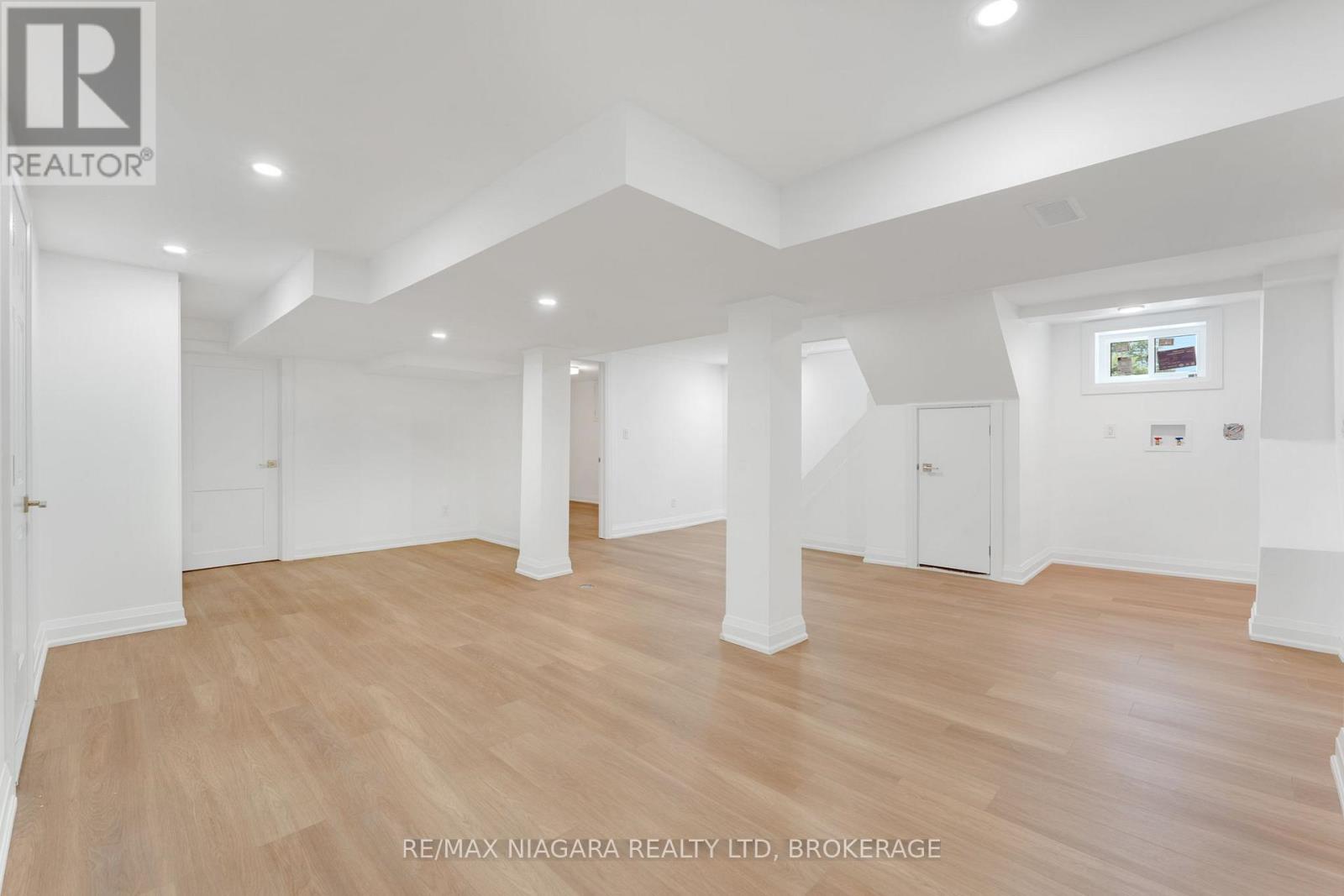 10 West Hampton Road, St. Catharines, Ontario  L2T 3E5 - Photo 26 - X12955262