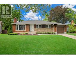 10 WEST HAMPTON ROAD, St. Catharines, Ontario