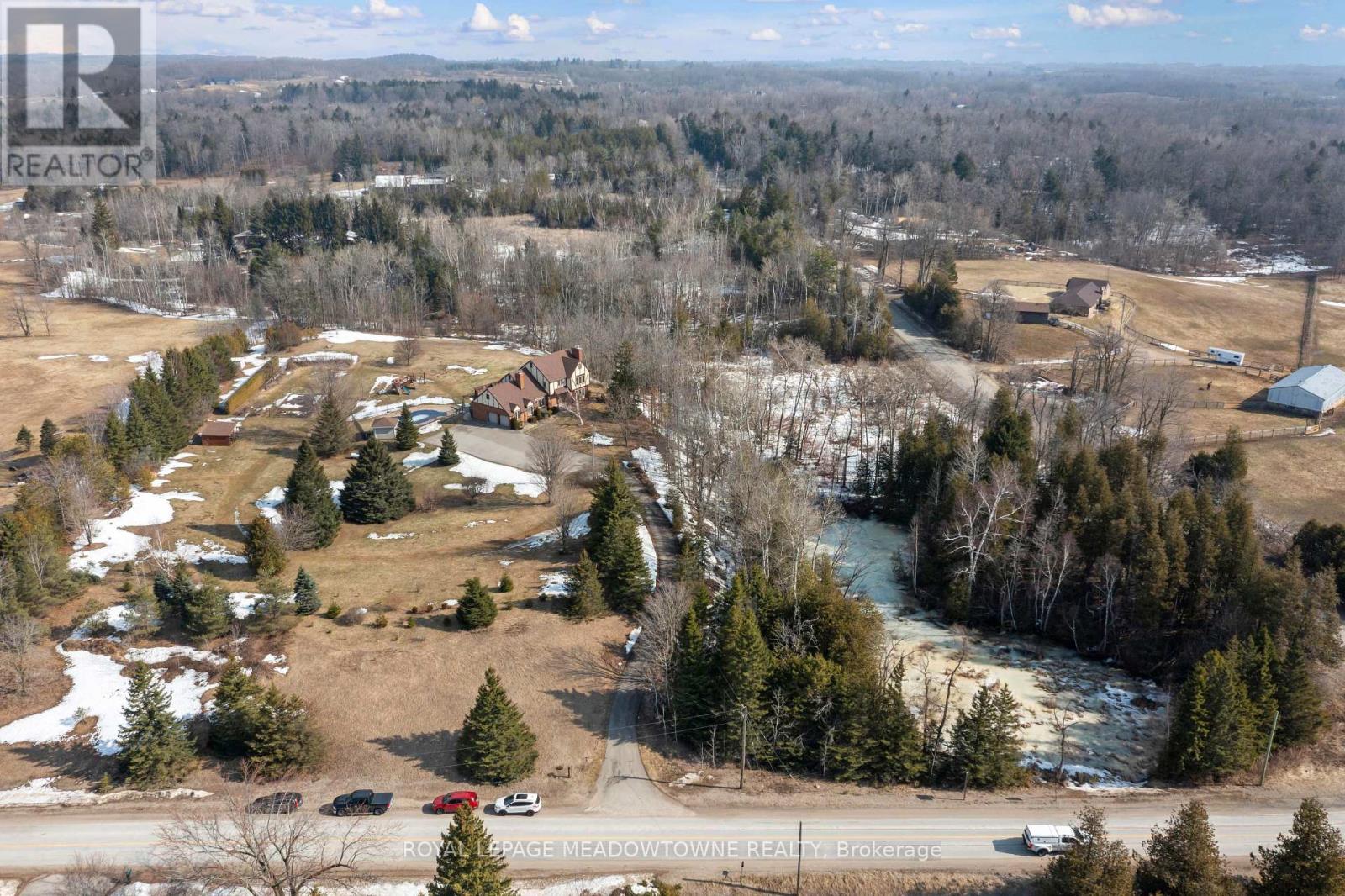 4905 First Line, Erin, Ontario  L7J 2L9 - Photo 4 - X12878834