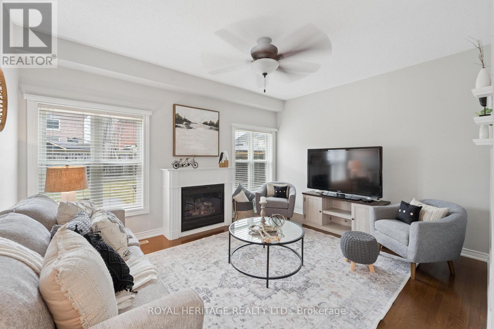 44 Cranborne Crescent, Whitby (Brooklin), Ontario  L1M 2M1 - Photo 8 - E12955276