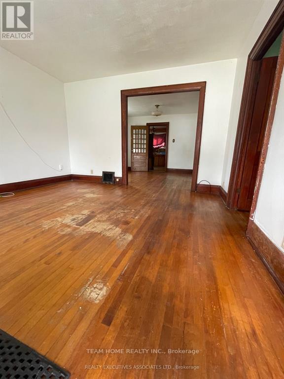 350 Oshawa Boulevard S, Oshawa, Ontario  L1H 5S4 - Photo 3 - E12955292