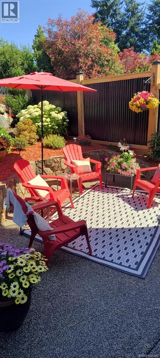 8 Newstead Cres, View Royal, British Columbia  V9B 6L4 - Photo 31 - 1026610