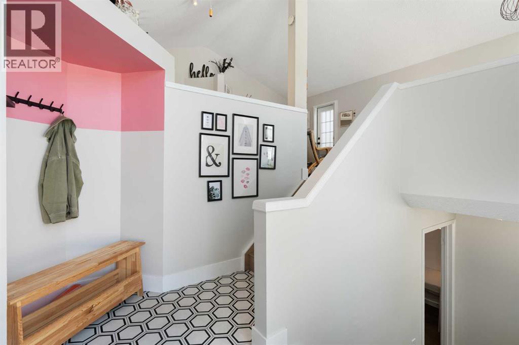 39 River Rock Circle SE, Calgary, Alberta  T2C 4C3 - Photo 3 - A2293479