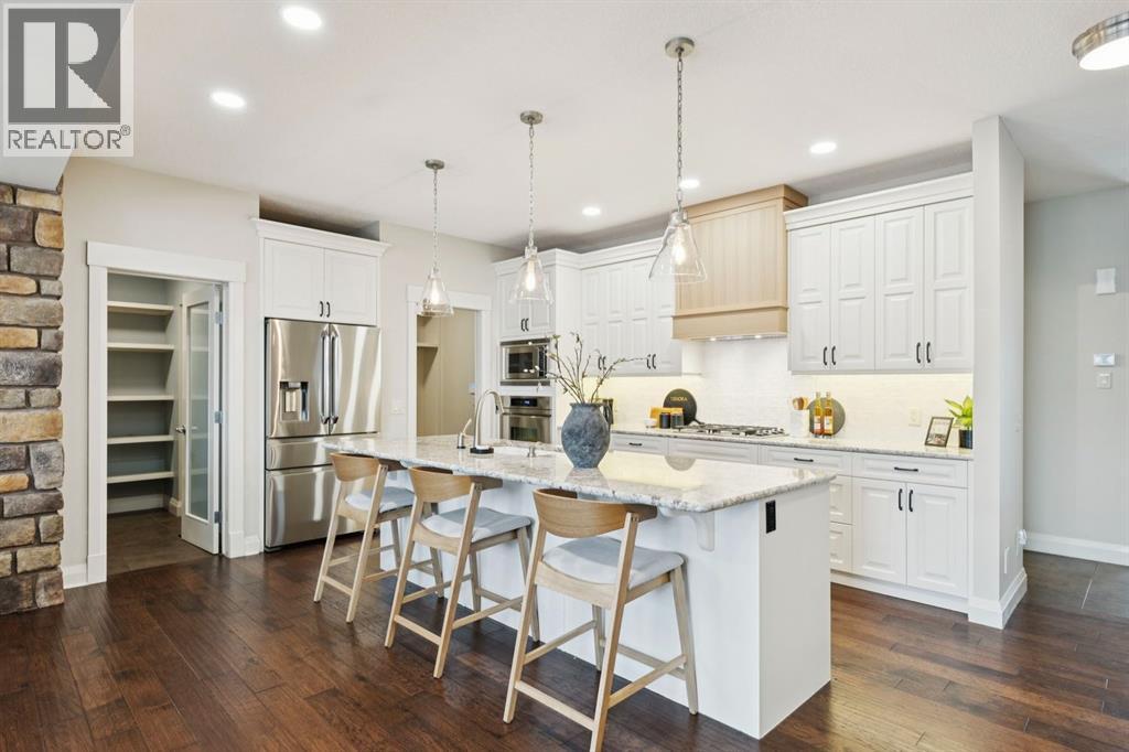 136 Aspen Dale Way SW, Calgary, Alberta  T3H 0S1 - Photo 3 - A2296051