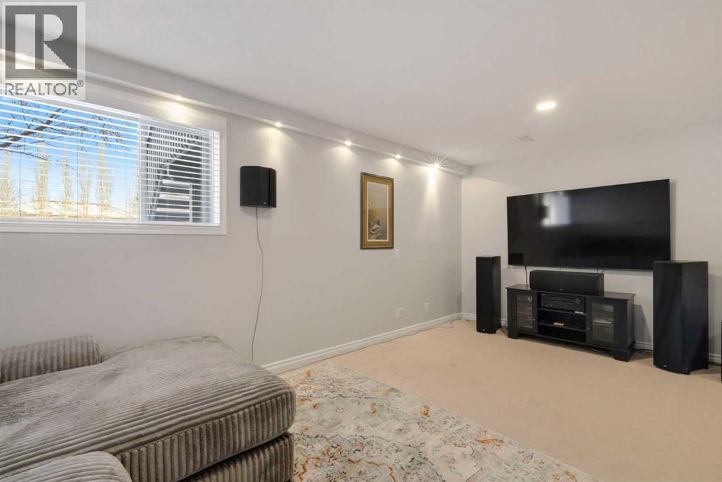 85 Cedarview Mews SW, Calgary, Alberta  T2W 6H8 - Photo 27 - A2298844