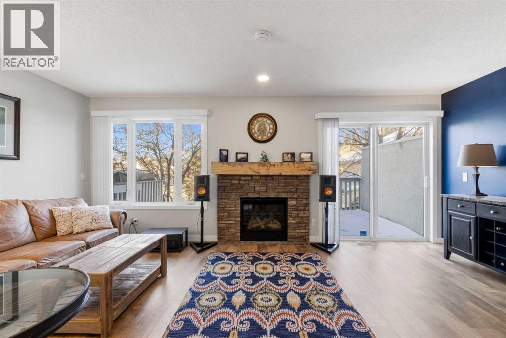 85 Cedarview Mews SW, Calgary, Alberta  T2W 6H8 - Photo 10 - A2298844