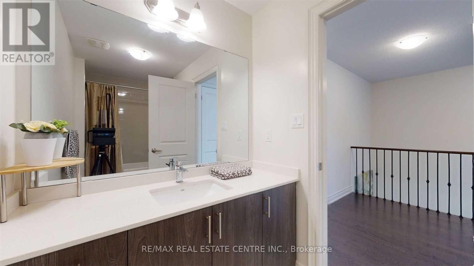 55 Hubbell Road, Brampton, Ontario  L6Y 1P3 - Photo 12 - W12955274