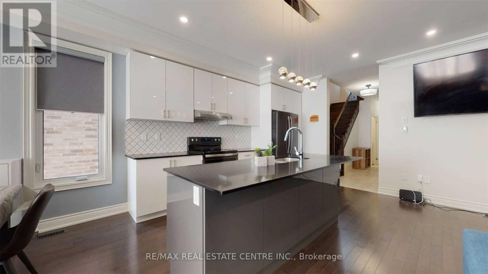 55 Hubbell Road, Brampton, Ontario  L6Y 1P3 - Photo 8 - W12955274