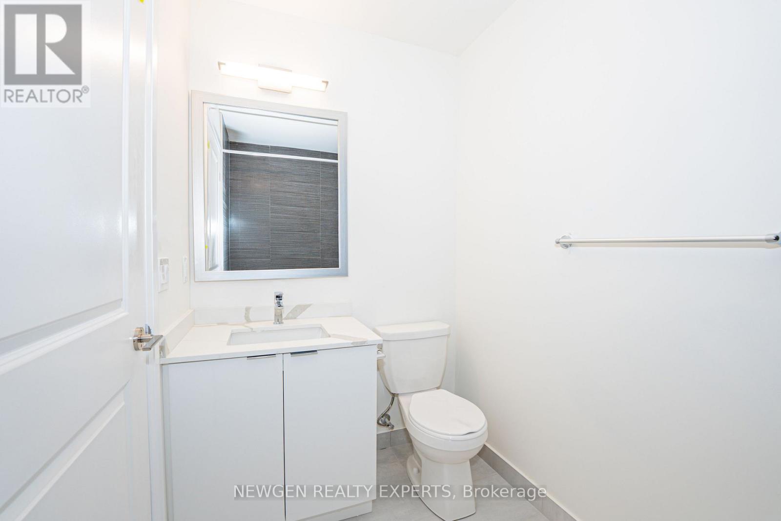 1706 - 15 Watergarden Drive, Mississauga, Ontario  L5R 0H4 - Photo 14 - W12955282