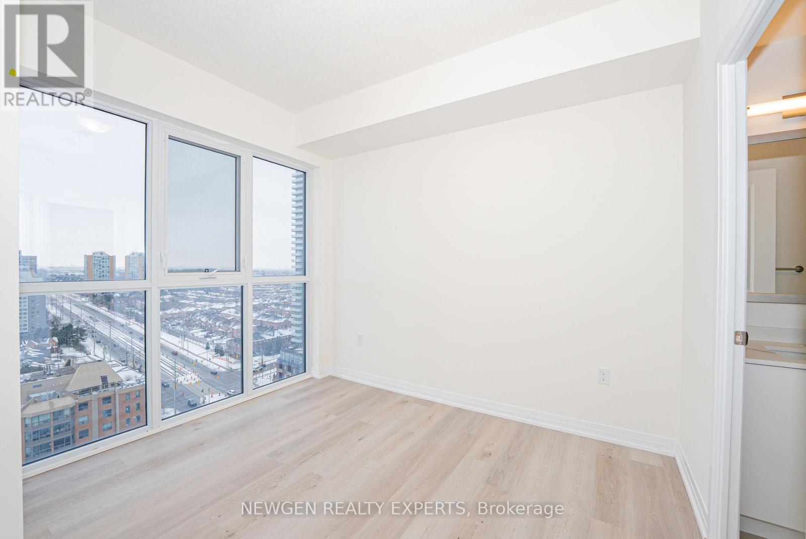 1706 - 15 Watergarden Drive, Mississauga, Ontario  L5R 0H4 - Photo 17 - W12955282