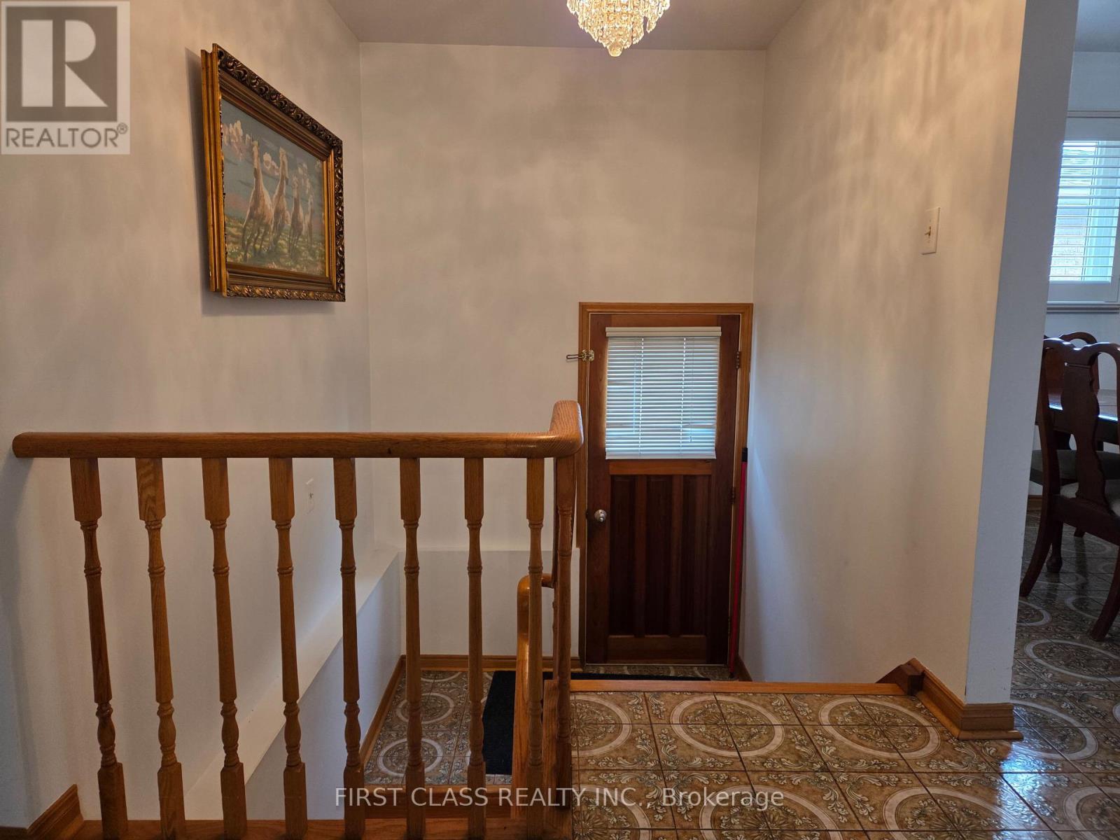 1622 Anworld Court, Mississauga, Ontario  L4W 2V9 - Photo 18 - W12955294