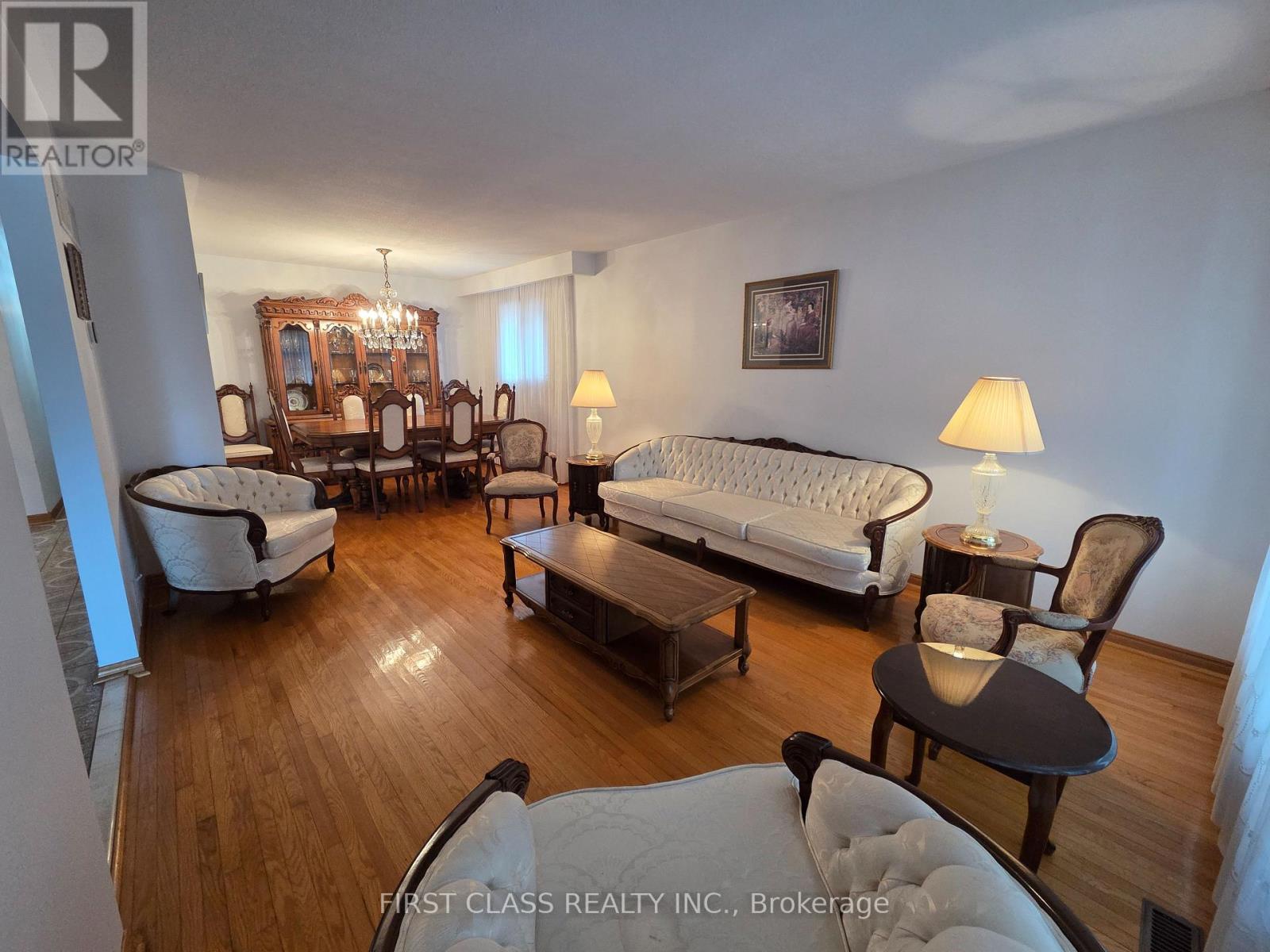 1622 Anworld Court, Mississauga, Ontario  L4W 2V9 - Photo 4 - W12955294